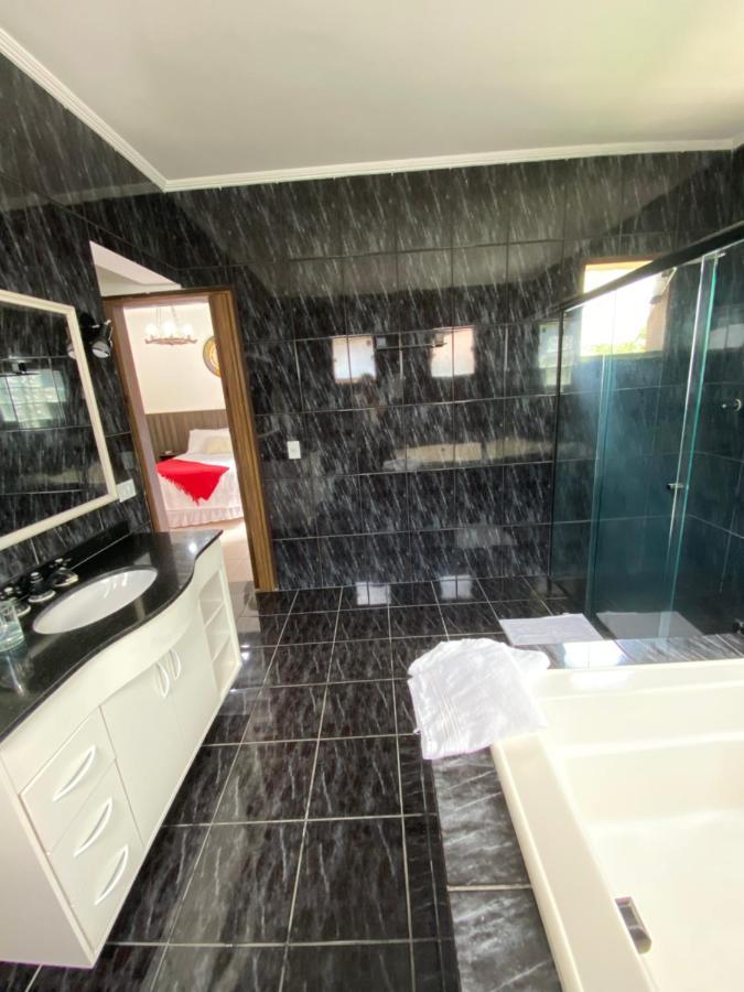 Bahan Suites Privativas - Ideal Para Casais 우바투바 외부 사진